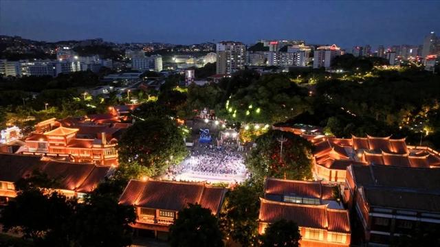 从世遗研学热土到夏夜活力磁场，丰泽文旅地标“真武庙”烟火气正升腾