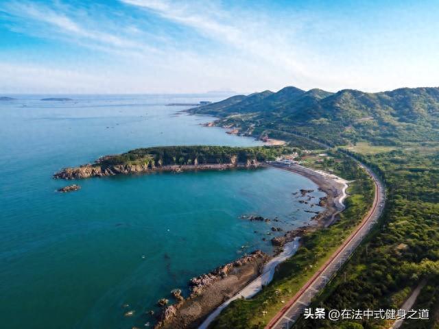 以下是一份青岛三日游攻略：