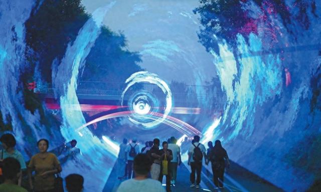 快来一场辽味night walk！辽宁各地夜游市场推出新场景