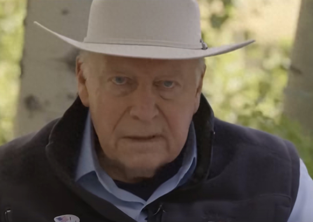 掌控能源、主导战争、藐视法律! 美国最有权势副总统家族为何陨落?