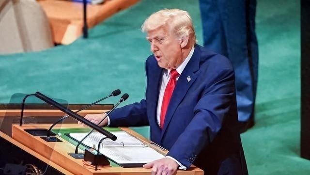 美国对华做出巨大让步，美国鹰派咬牙切齿：特朗普怎能如此软弱？