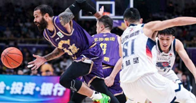 CBA常规赛明天12月20日赛程：北京PK深圳冲击4连胜	，山东PK北控