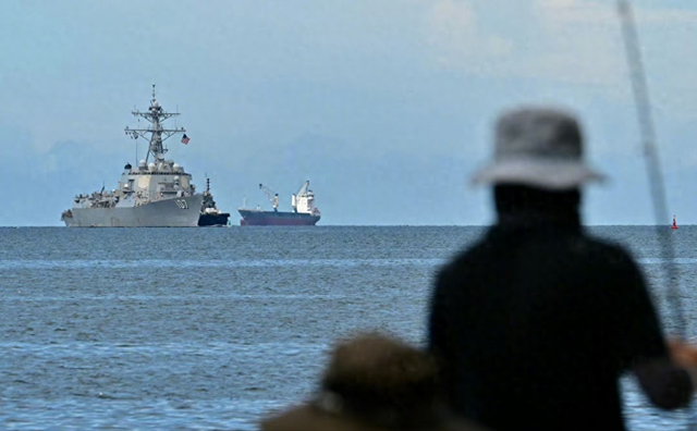 不到24小时，美军扣第3艘油轮	，但碰上刺头，双方爆发海上追逐战