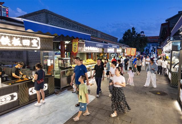 新疆夏日夜游风情百样