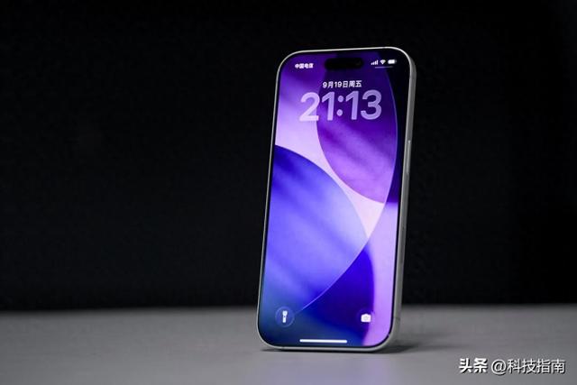 告别电量焦虑！iPhone 17续航中度使用撑一天半 快充半小时回血80%
