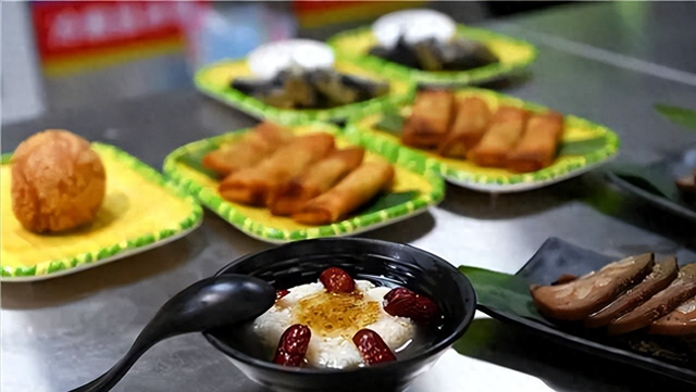 走不动了？饭太香了！博物馆食堂，年轻人的新宝藏