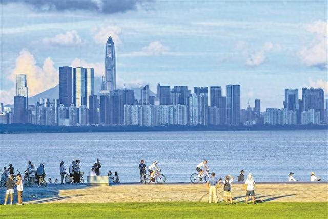 晶报特别报道 | 深圳山海骑行道加速贯通，近40万骑友解锁城市新风尚