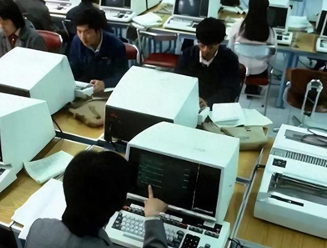 我国已消失的5个电脑品牌，曾经卖到断货，如今沦为时代的眼泪