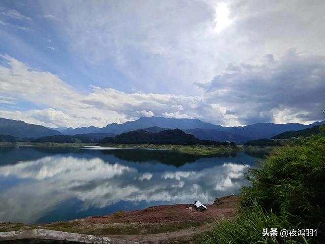徒步瓦屋山，太艰难了，坚持下来不容易
