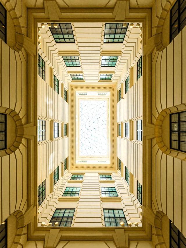 免费出片宝藏地！从外滩建筑到中式美学，你最喜欢哪一处？