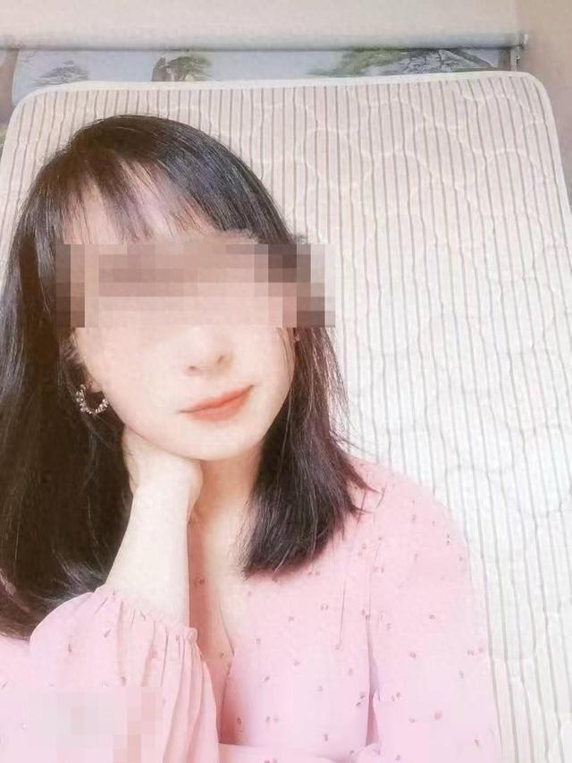 “妻子患癌去世前被三次起诉离婚 前夫拒付抚养费获缓刑	”后续：法院判孩子归父亲抚养