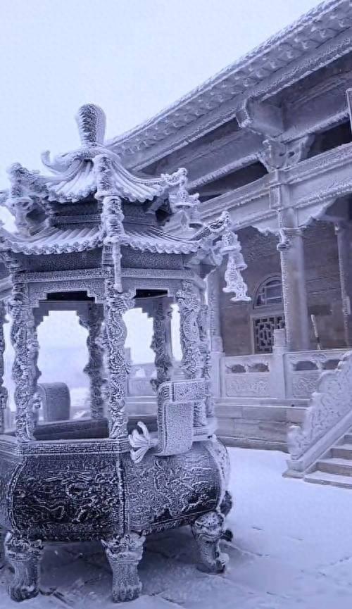 冰尖叫3攻略（龙王连夜拍冰雪奇缘3五台山片场曝光）