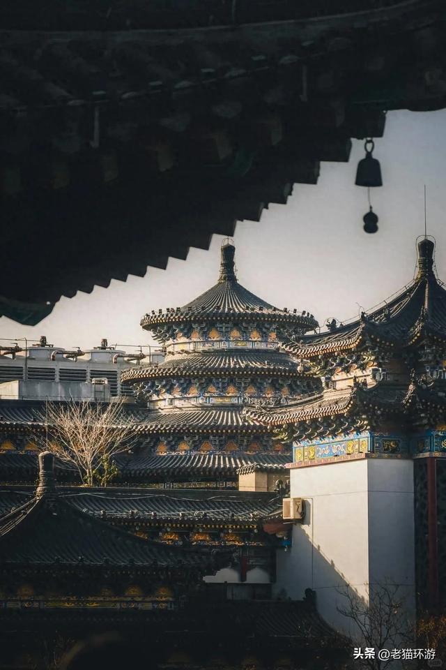 中国唯一“没有机场”的省会，满城神仙，比北京古朴，比洛阳出名
