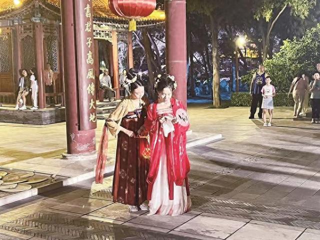 古莲花池遇见四喜良缘