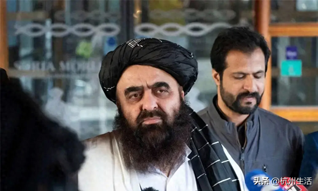 阿塔硬刚拒绝赴会，中俄伊搭台邀反塔派入局，共商阿富汗未来