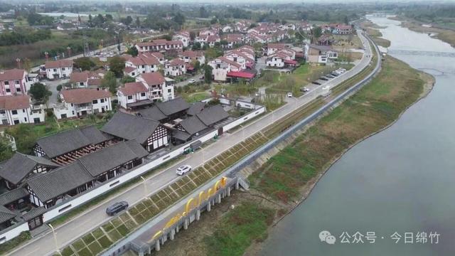 美爆了！绵竹这三个村新增一批网红打卡点，赶紧冲……