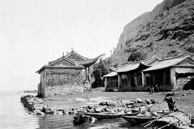 1930年的昆明风景 雄奇瑰丽的近日楼