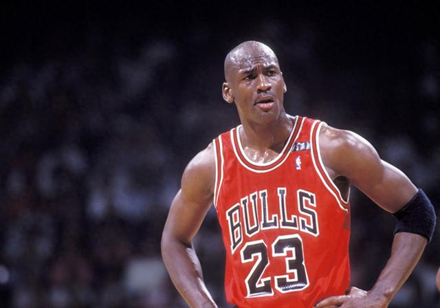 NBA历史15大球星：乔丹居首 詹姆斯第2&库里第13