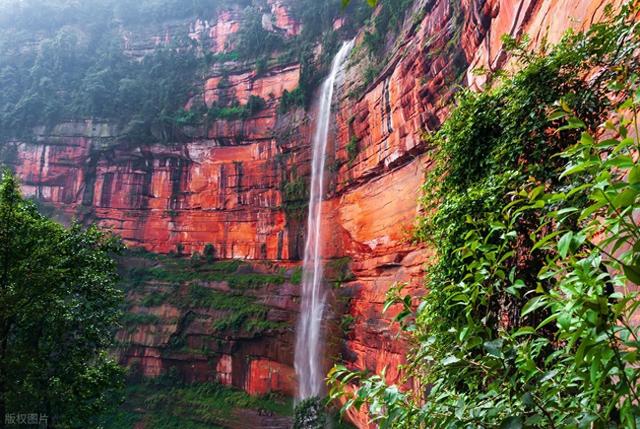 我心目中最绝的 9 大丹霞地貌，我把张掖丹霞排在了第 2，丹霞山第 6
