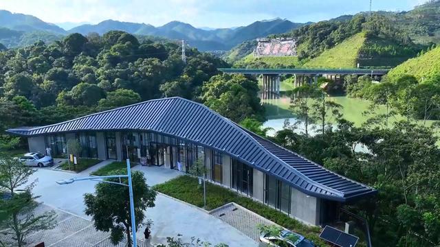 香溪谷驿站：把山野绿意装进驿站