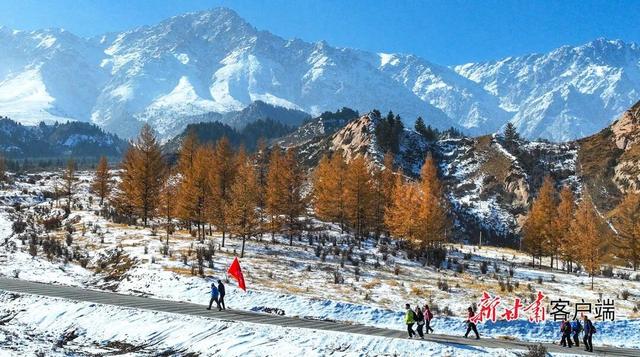 肃南县：初冬徒步健身强体魄