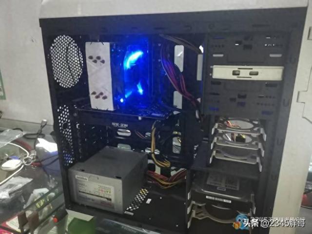 win7提示一分钟后重启怎么办（电脑不定时重启）