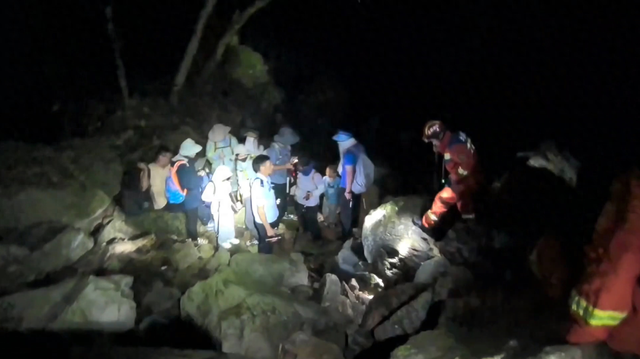 13人登山迷路，深夜报警！其中还有3名孩子