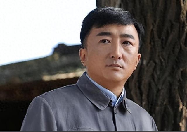 原来他早已去世！因心梗抢救无效，只留下娇妻和8个月大的孩子