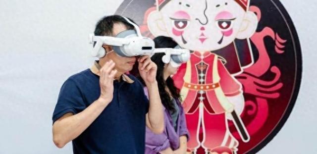 沉浸式英歌舞主题VR展馆在汕头小公园开业