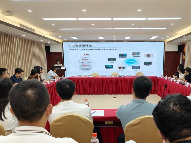 青年干部积极拥抱AI变革：为“再造一个新佛山”贡献新生力量