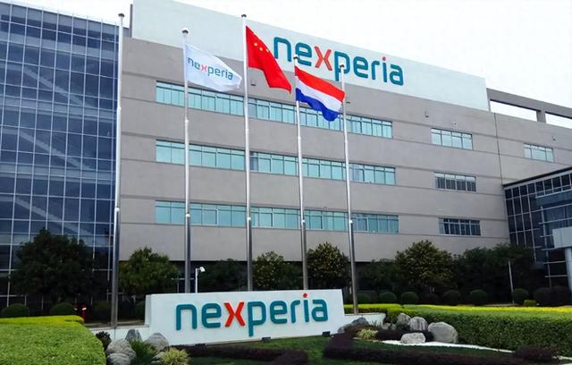 吃中国饭砸中国碗！安氏半导体70%靠中国加工，转头却诋毁污蔑咱