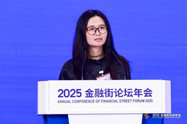 百度集团副总裁袁佛玉：大模型发展方向是能力提升和持续降低成本