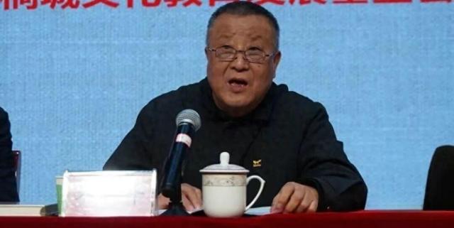 涉嫌严重违纪违法，退休17年的方平被查