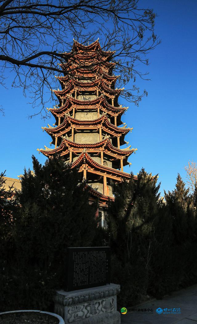 ​【祁连山下是我家】张掖：木塔沐晨光