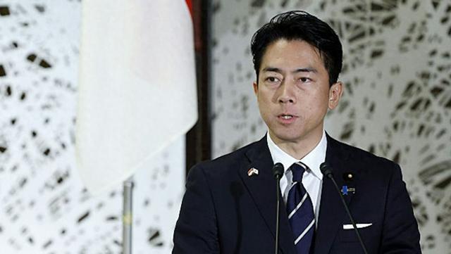 日本倒打一耙，解放军理都没理，辽宁舰继续北上，直逼日本本土