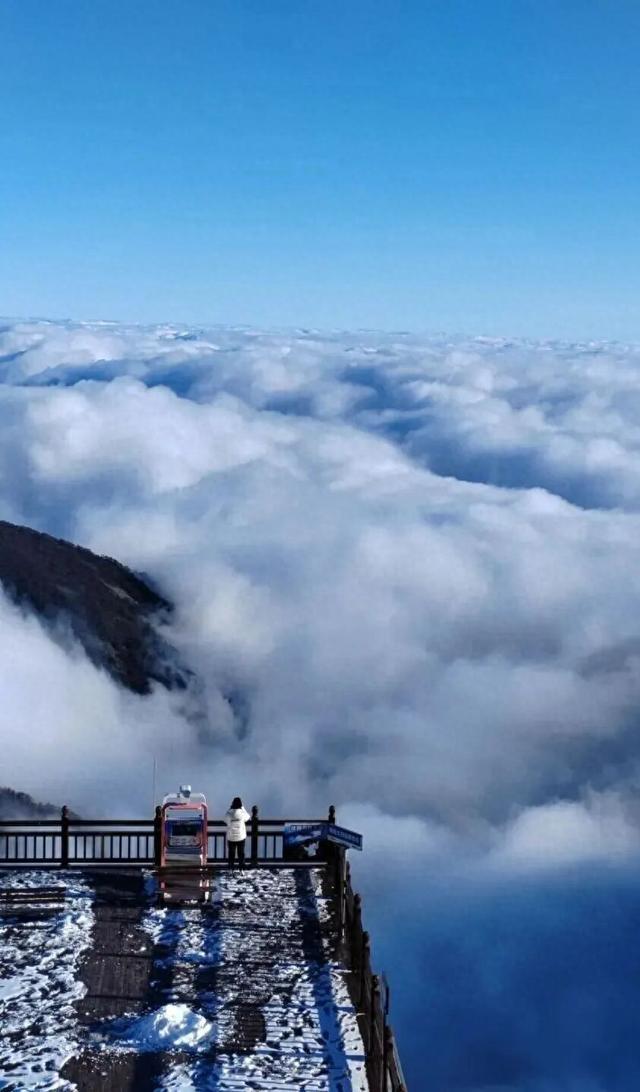 冬日漫步太白山！邂逅冰雪与暖阳！