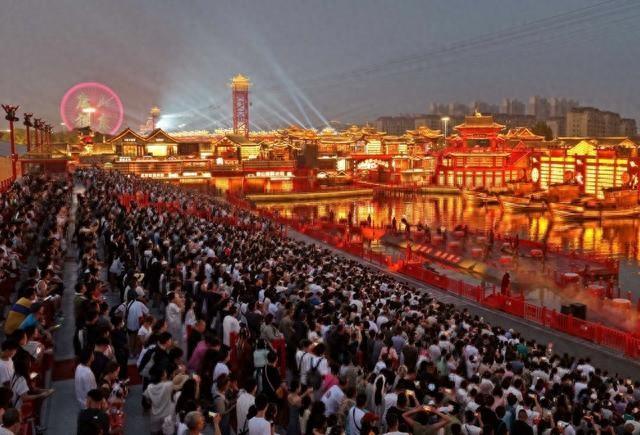 河北丰南：河头老街旅游赏百戏