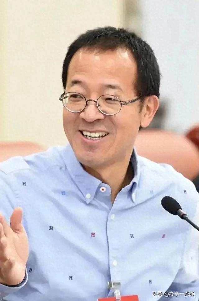 俞敏洪首次揭秘新东方高管选拔机制