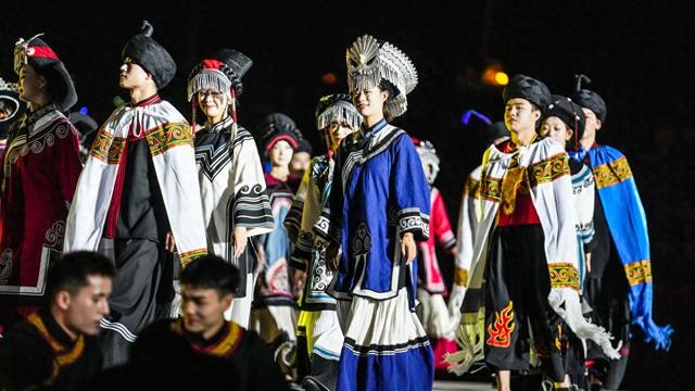 贵州水城：欢度彝族火把节