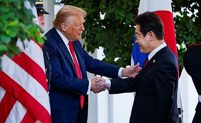 九三阅兵在即，特朗普再提访华，要和李在明一起，冲着中国稀土来的？外交部已表明态度