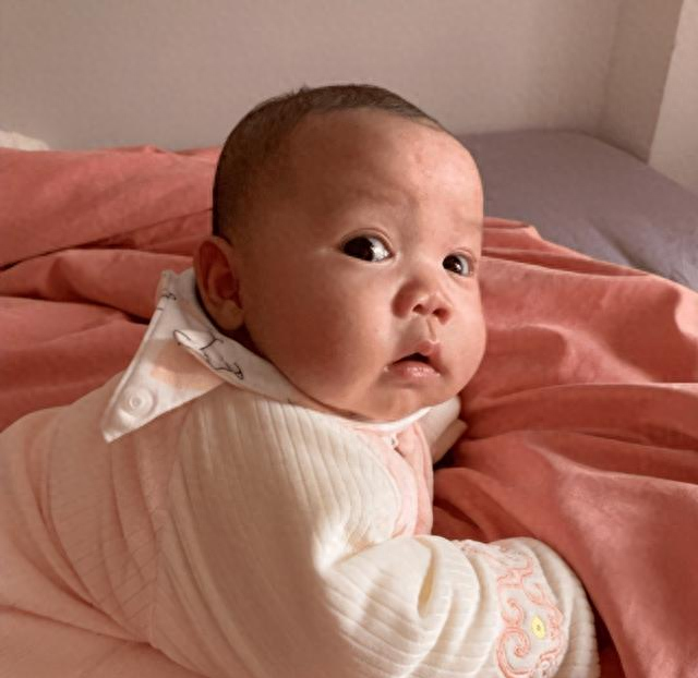 出生最佳黄金期！10-12 月堪称 “天选月龄”，妈妈宝宝都受益