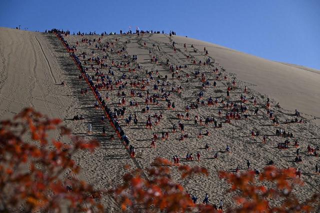敦煌：大漠如画冬景迎客来