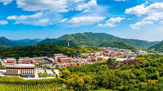 铜川旅游“主动出击” 十城推介引来“过夜游客”