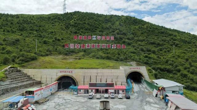 成都自驾青海仅需5.5小时！87公里的这段路年底建成试通车→