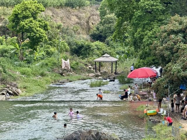 溪涧水仗、18℃林海、飞泉瀑布！夏日燥热退退退！
