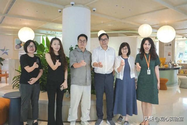 清华大学心理学教授彭凯平莅临观心童创参观交流