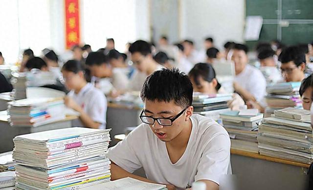 班主任直言：学生有没有天赋？看这两门科目的成绩，就能知晓大概