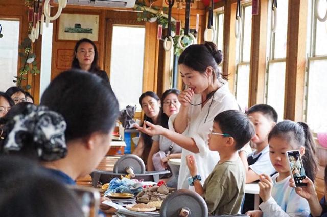 东城区文化馆永外分馆暑期系列活动火热进行，多元文化盛宴惠及千余居民