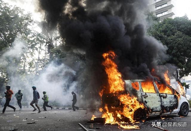 总统紧急叫停访华！遇任内首个重大危机，印尼巨变震动亚洲，国内爆燃抗议失控