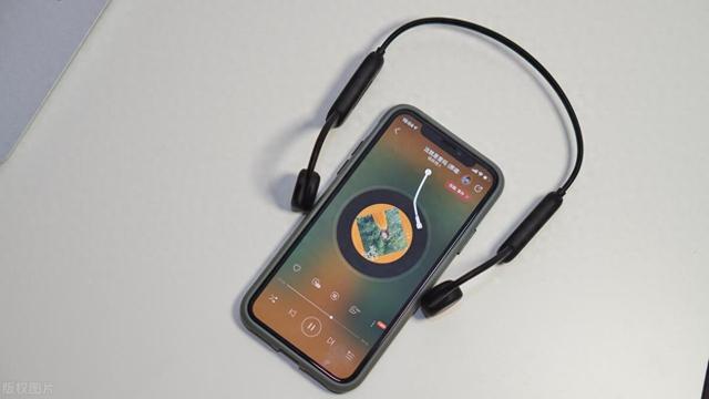 手机接听电话时，怎么录音保存？详细步骤来了
